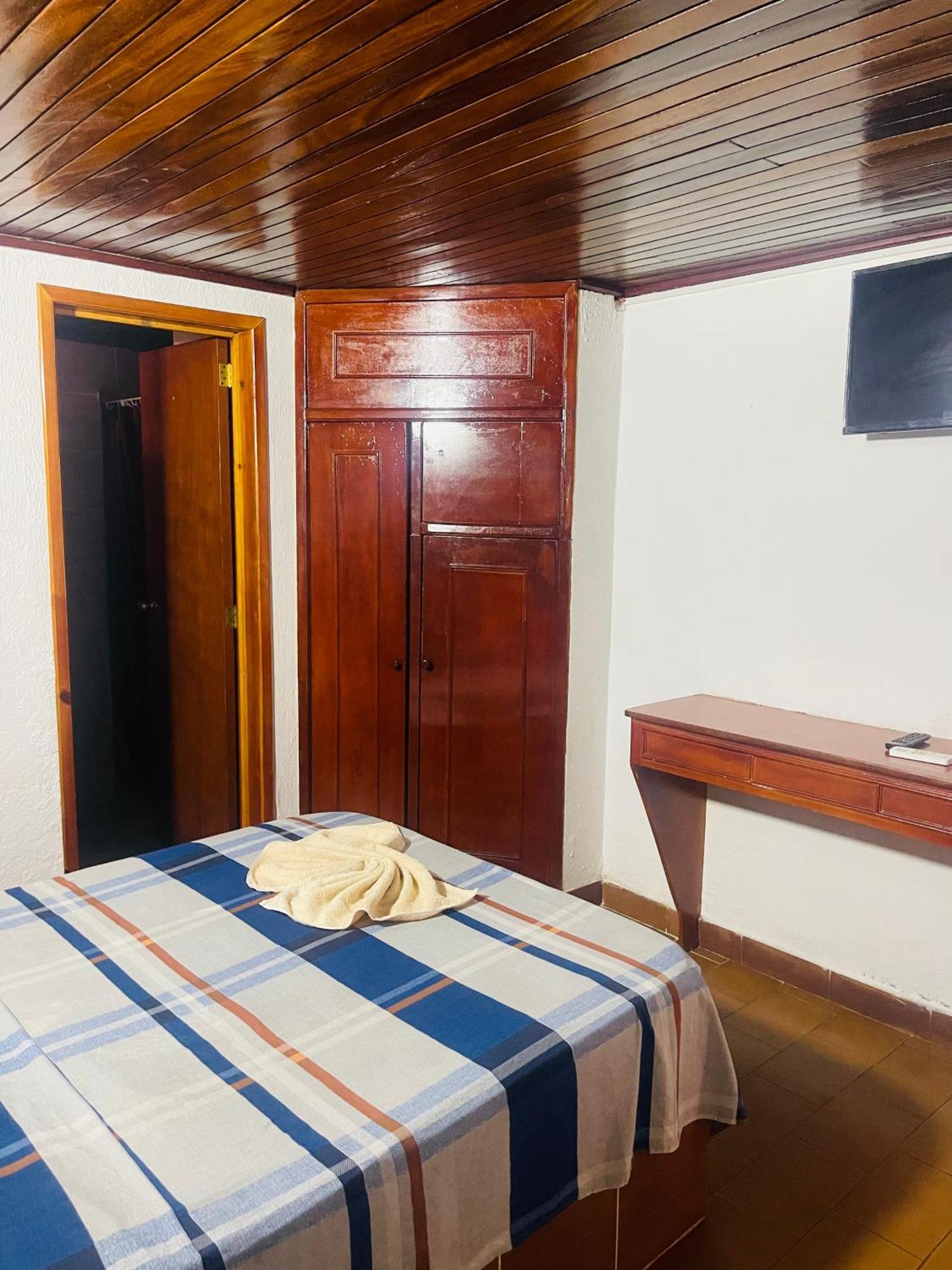 Hotel Brisas Del Mar 2022 Catia La Mar ภายนอก รูปภาพ