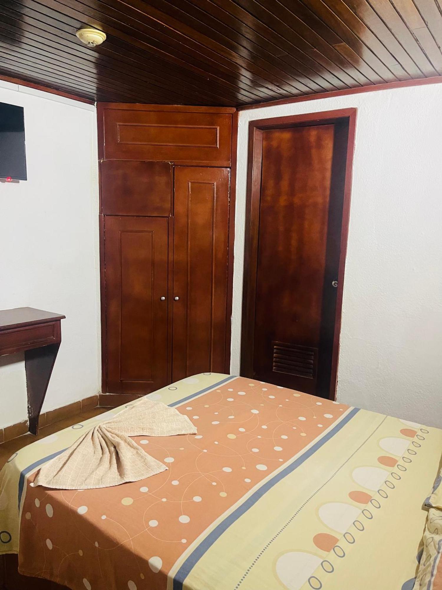 Hotel Brisas Del Mar 2022 Catia La Mar ภายนอก รูปภาพ