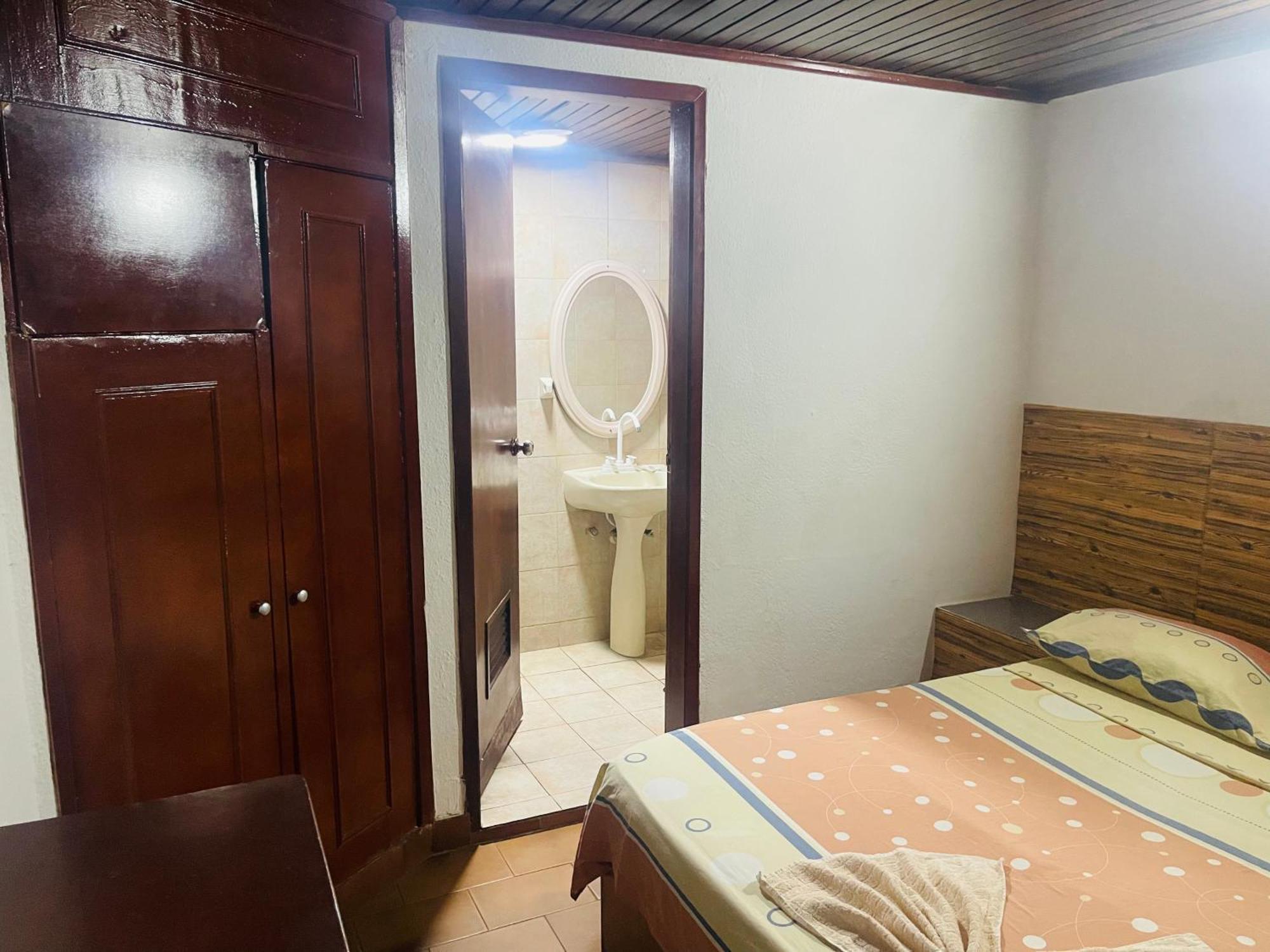 Hotel Brisas Del Mar 2022 Catia La Mar ภายนอก รูปภาพ