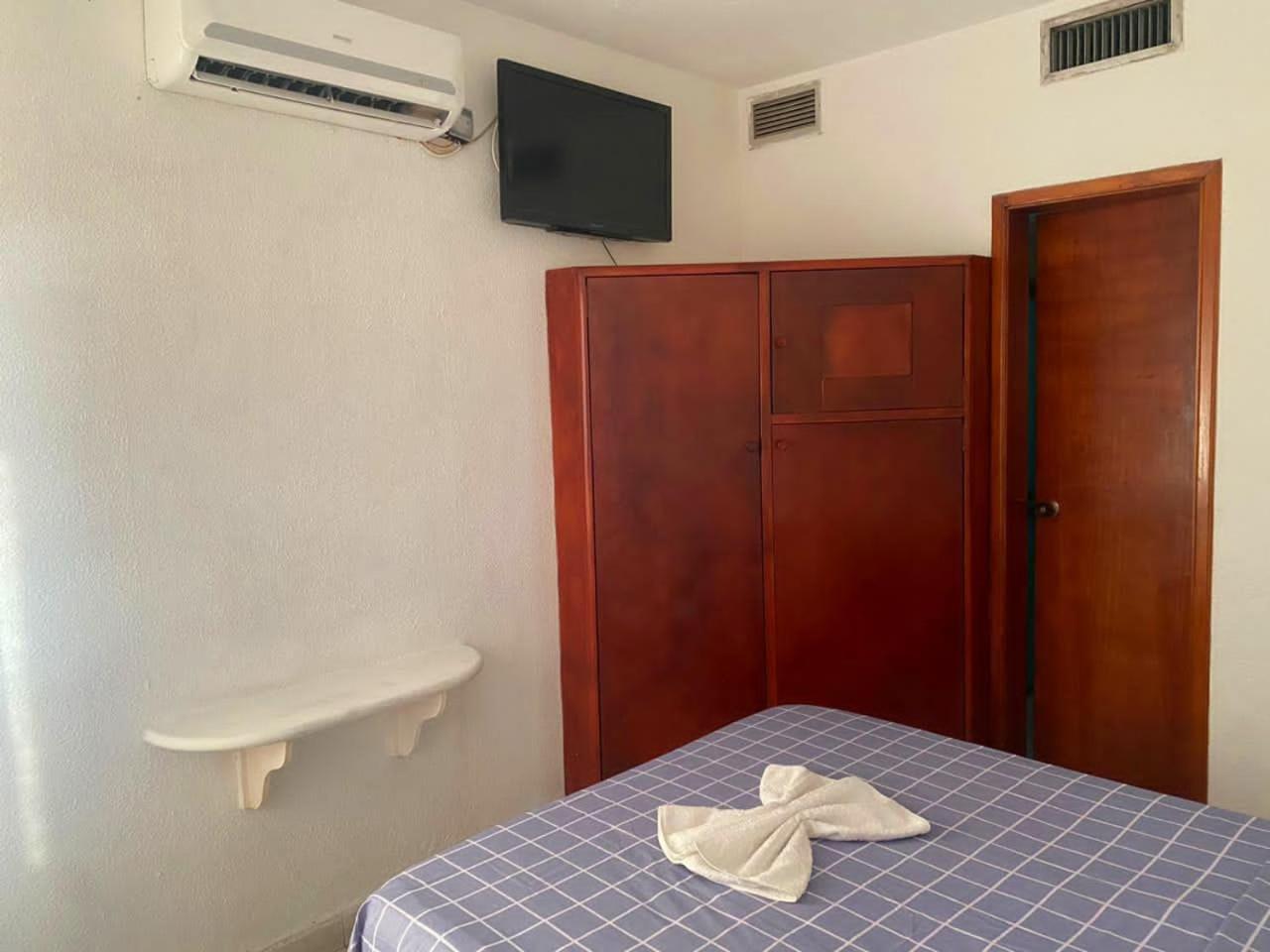 Hotel Brisas Del Mar 2022 Catia La Mar ภายนอก รูปภาพ